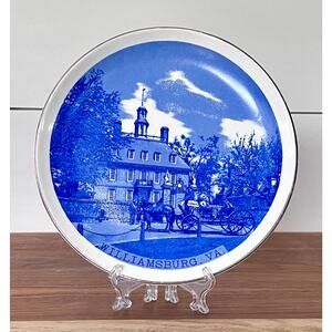 Williamsburg Va 7.5" Blue and White Souvenir Decorative Plate Japan